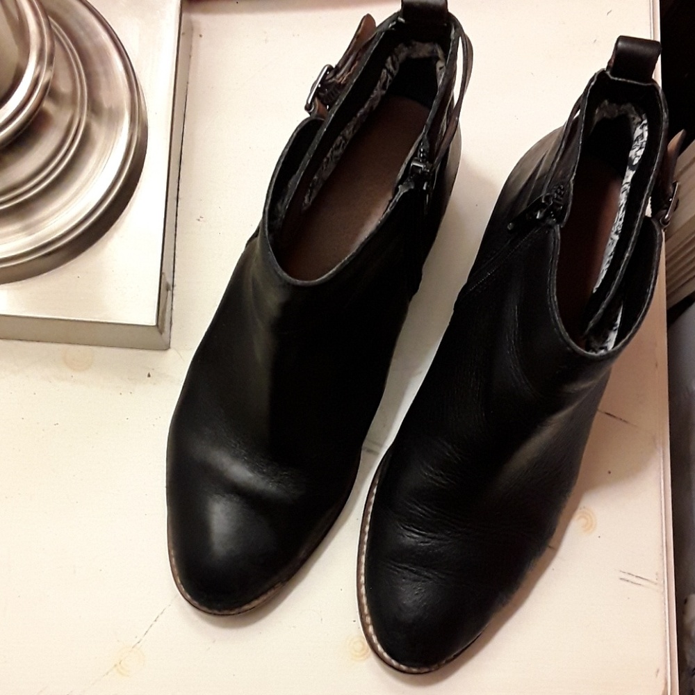 Lucky brand ankle boots